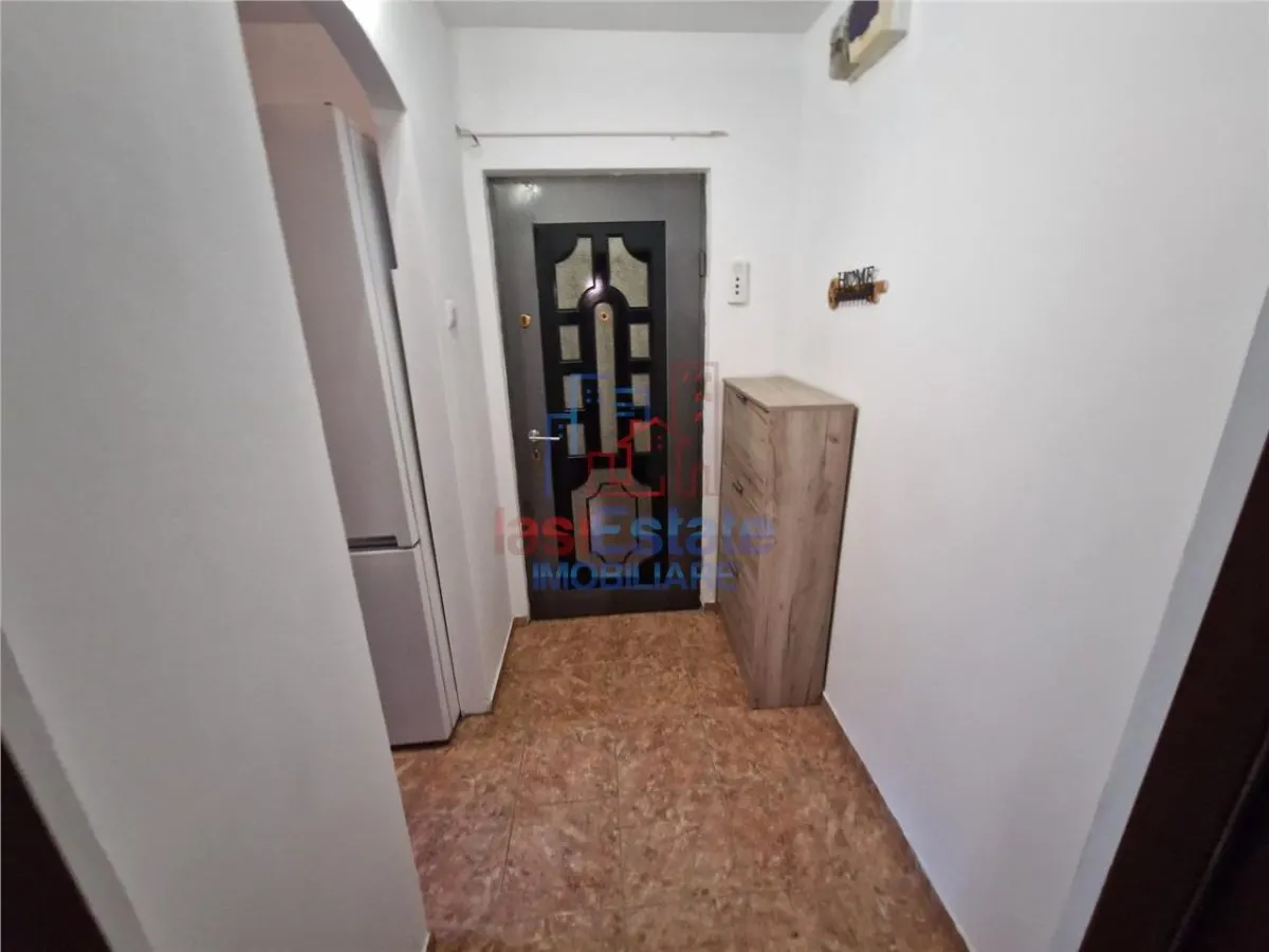 Apartament 3 camere, etaj 1/4, mobilat si utilat - Baza 3 - foto 7