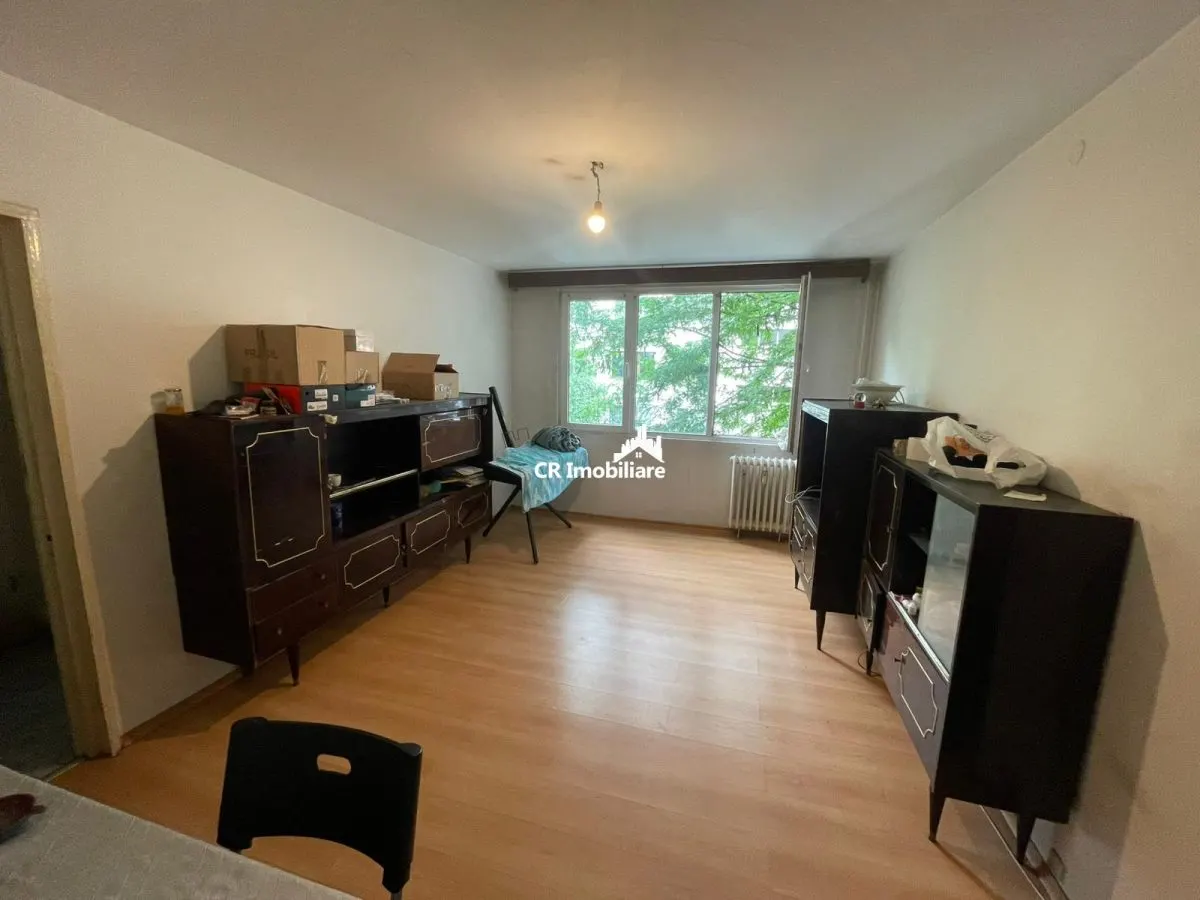 Apartament 3 camere metrou Aparatorii Patriei - foto 1