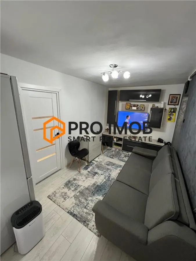 Apartament 2 camere semidecomandat cf. 3 zona Micro14 - foto 1