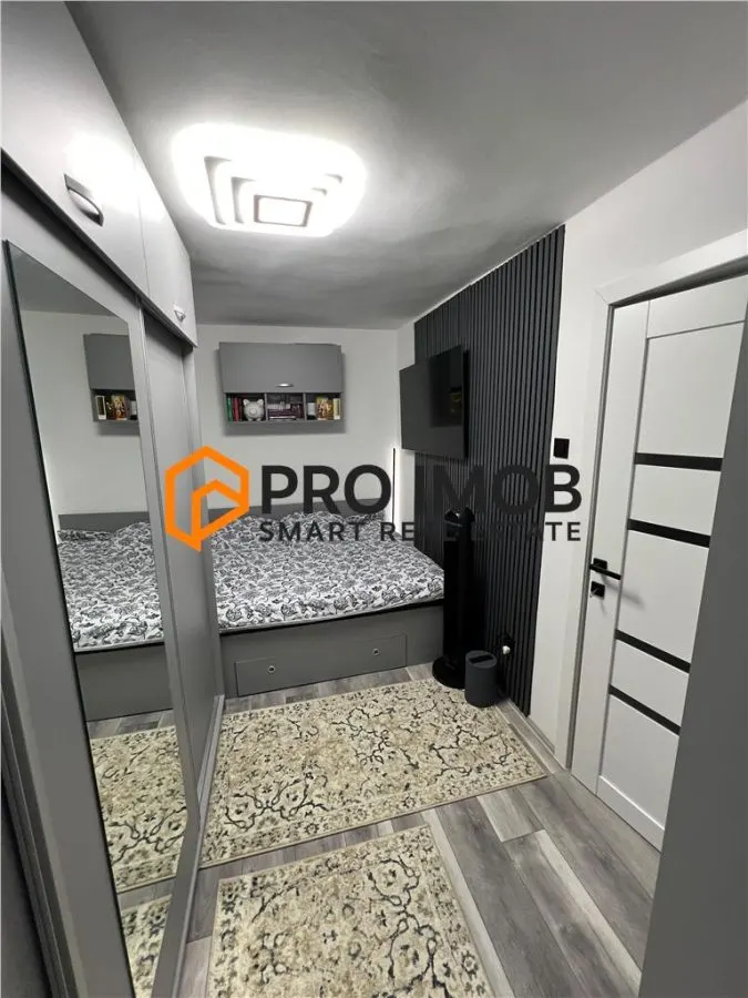 Apartament 2 camere semidecomandat cf. 3 zona Micro14 - foto 3