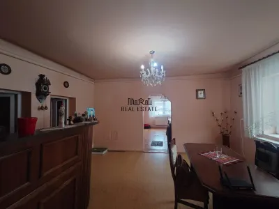 Casa si Teren Brad la drum european - foto 12