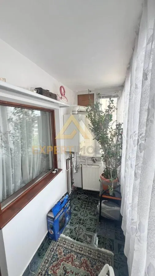 Apartament de inchiriat pe strada Oituz cu 4 camere - foto 4
