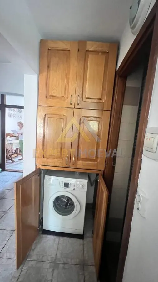 Apartament de inchiriat pe strada Oituz cu 4 camere - foto 9