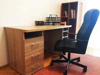 Apartament 3 camere decomandat de închiriat | Bd. Independenței | La 5 minute de UMF | 2 băi - foto 3