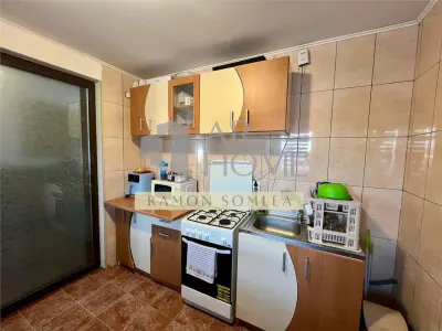 Vanzare Casa Individuala 4 camere,  P+M , Sat Tarinceni  , Prahova - foto 6
