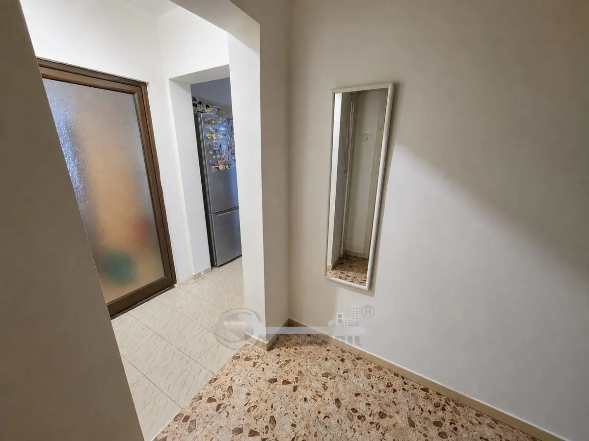 Apartament 3 camere | Mircea cel Bătrân | Ideal pentru investiție - foto 1