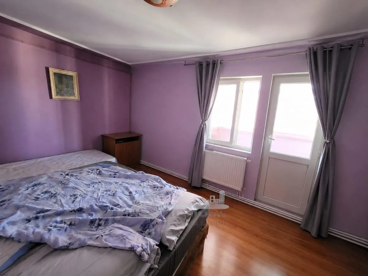 Apartament 3 camere | Mircea cel Bătrân | Ideal pentru investiție - foto 3