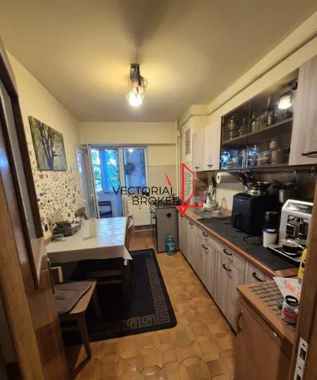 2 camere decomandat, etaj intermediar Piata Iancului - foto 4