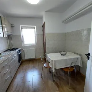 Apartament 3 camere | Central | 75 mp | Complet renovat | Totul nou | 2 Bai | Etaj 8 - foto 6