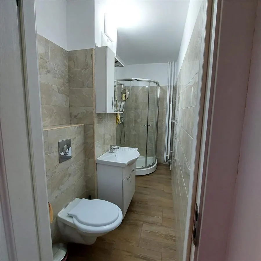 Apartament 3 camere | Central | 75 mp | Complet renovat | Totul nou | 2 Bai | Etaj 8 - foto 9