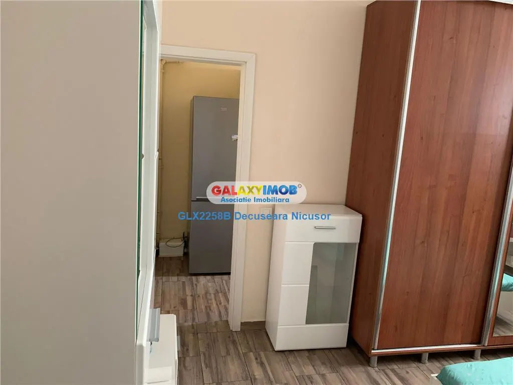 Garsoniera Mobilata Utilata in Militari Residence 350 Euro - foto 4