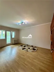 Apartament 4 camere Democratiei/ Centrala Proprie - Bucuresti