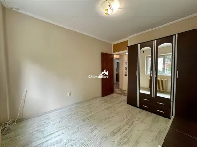 Apartament 4 camere Democratiei/ Centrala Proprie - foto 3
