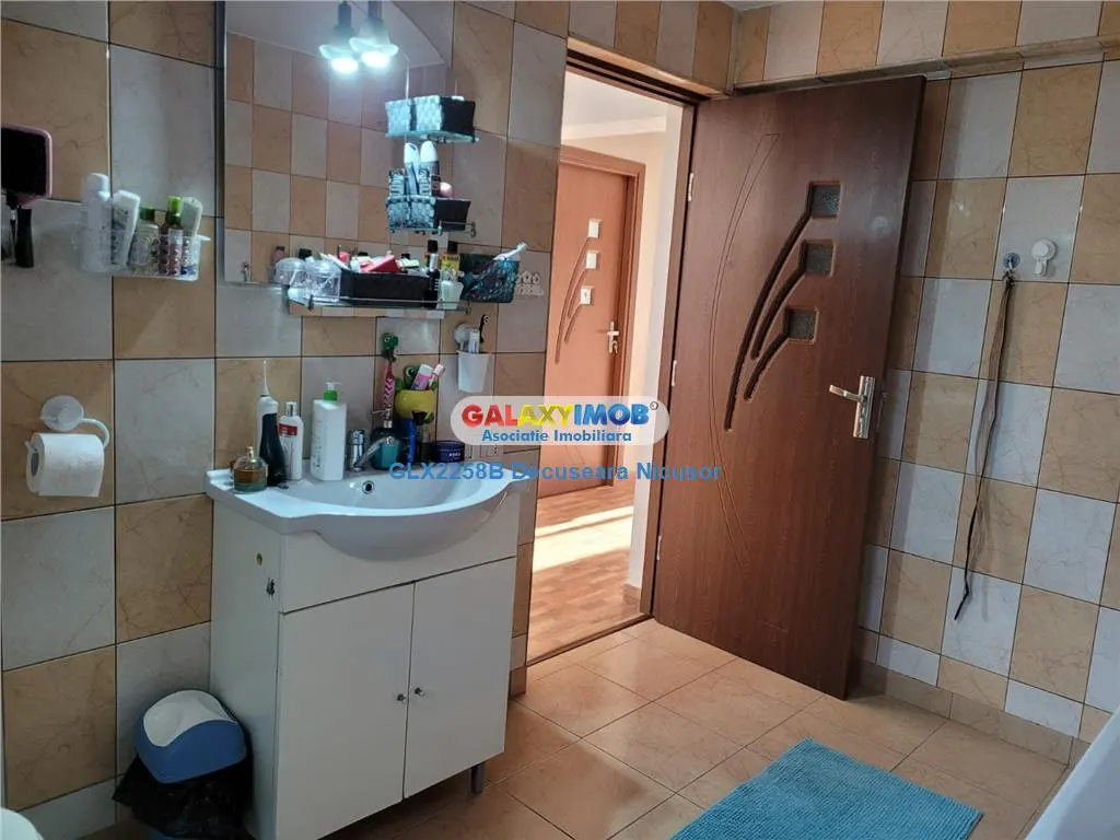 Casa, Str. Rachitei , 4 dormitoare si 1 living, 700 euro - foto 11