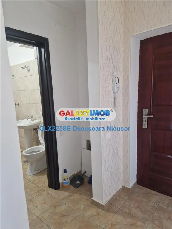 Apartament cu 3 camere Semi mobilat Utilat Chiajna 145.000 euro - foto 12