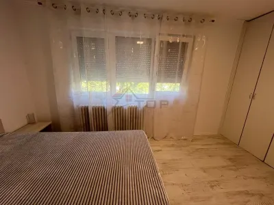 Vanzare apartament 2 camere Podu Ros - renovat complet - foto 3