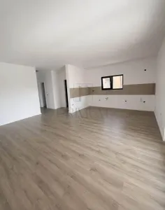 ALBINA-DUPLEX PARTER-COMPARTIMENTARE SPATIOASA - foto 3