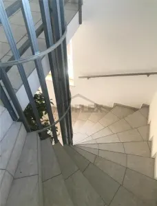 EXCLUSIVITATE ! Casa pe 3 etaje de vanzare in Cenad la pret de apartament, comision 0% - foto 17
