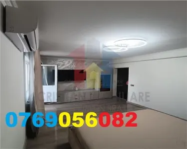 Vezi Video! Mobilata si Utilata! Garsoniera, Etaj 2, zona Dorobanti - Braila