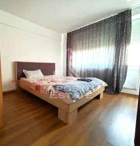 Apartament cu 3 camere 100mp Semidecomandat in zona Ultracentrala - foto 2