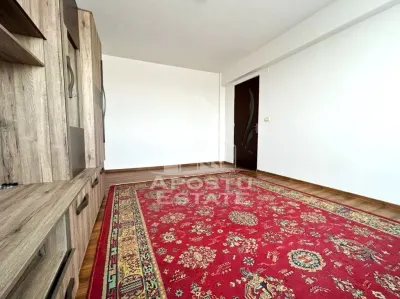 Apartament cu 3 camere 100mp Semidecomandat in zona Ultracentrala - foto 6