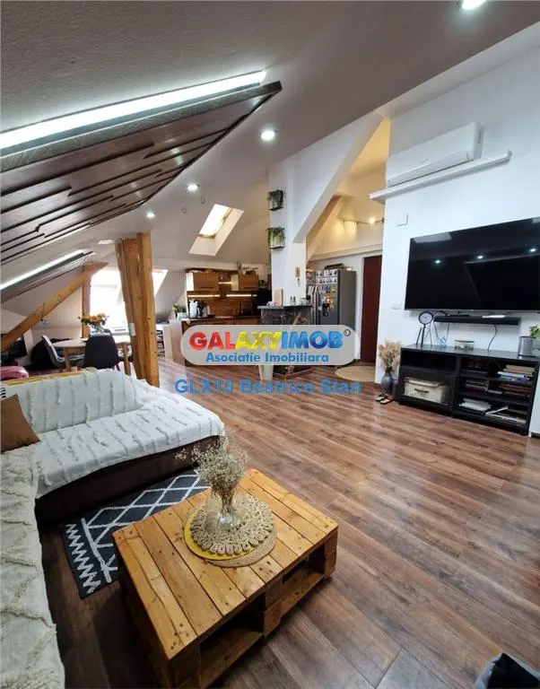 Inchiriere apartament spatios mansarda 3 camere CALEA GIULESTI - foto 1