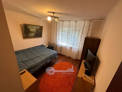Apartament 3 camere decomandat, 70 mp, Centru â€“ UMF, etaj 3 - Iasi