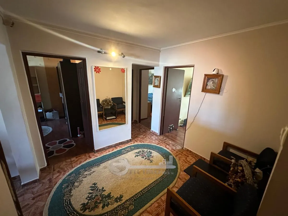 Apartament 3 camere decomandat, 70 mp, Centru â€“ UMF, etaj 3 - foto 4