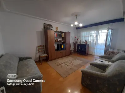 Apartament 3 camere/ 2 bai in zona Malu Rosu - Ploiesti