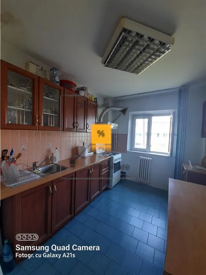 Apartament 3 camere/ 2 bai in zona Malu Rosu - foto 2