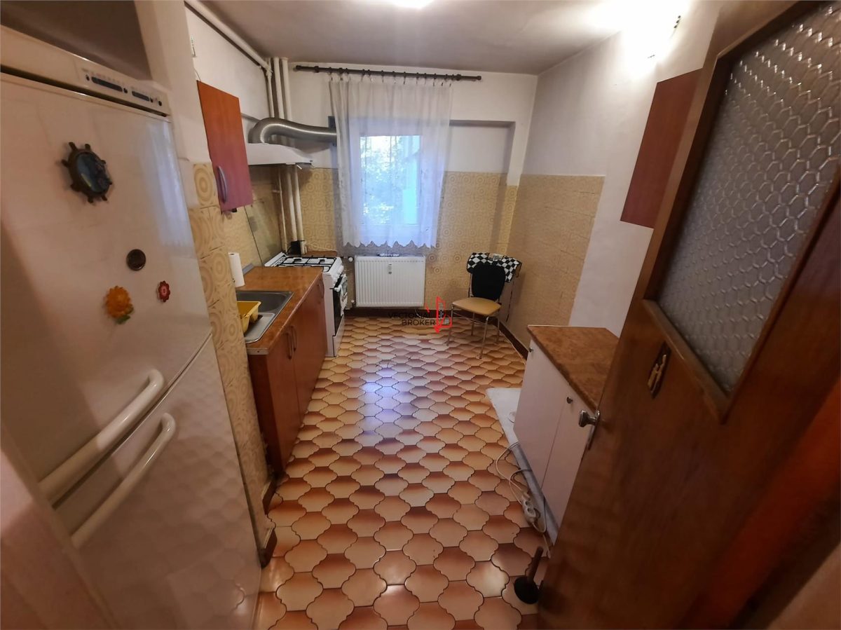 4 camere Piata Iancului, etaj intermediar,an 1978 - foto 11