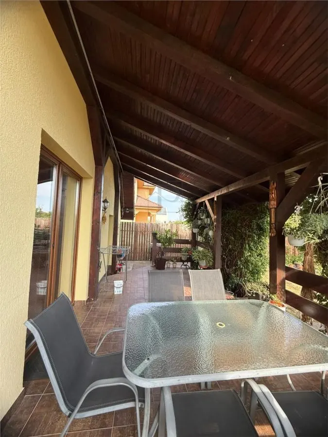 MOSNITA - 4 CAMERE - CASA INDIVIDUALA -PANOURI SOLARE - foto 7