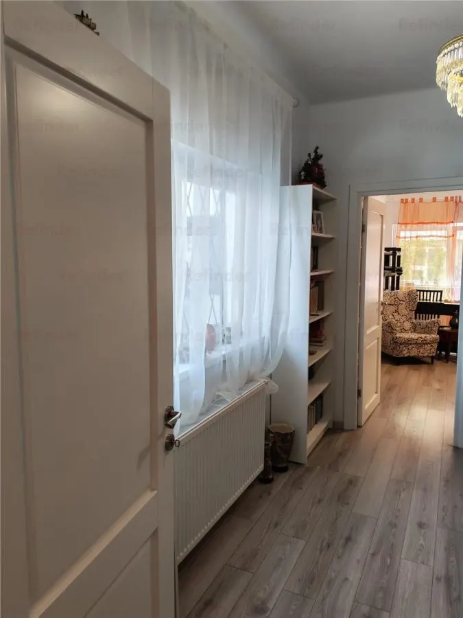 Vânzare apartament 3 camere | Foisorul de Foc | bloc 1942 fara risc si urgenta | refăcut | etaj 1/ P+1E+Pod | 70mp utili | stradal | renovat | liber | - foto 17