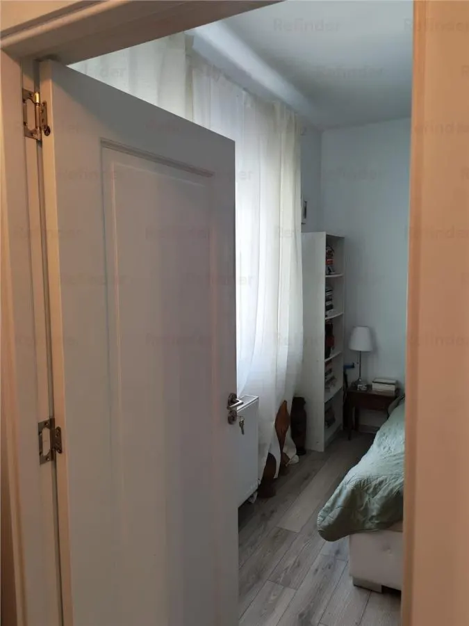 Vânzare apartament 3 camere | Foisorul de Foc | bloc 1942 fara risc si urgenta | refăcut | etaj 1/ P+1E+Pod | 70mp utili | stradal | renovat | liber | - foto 6