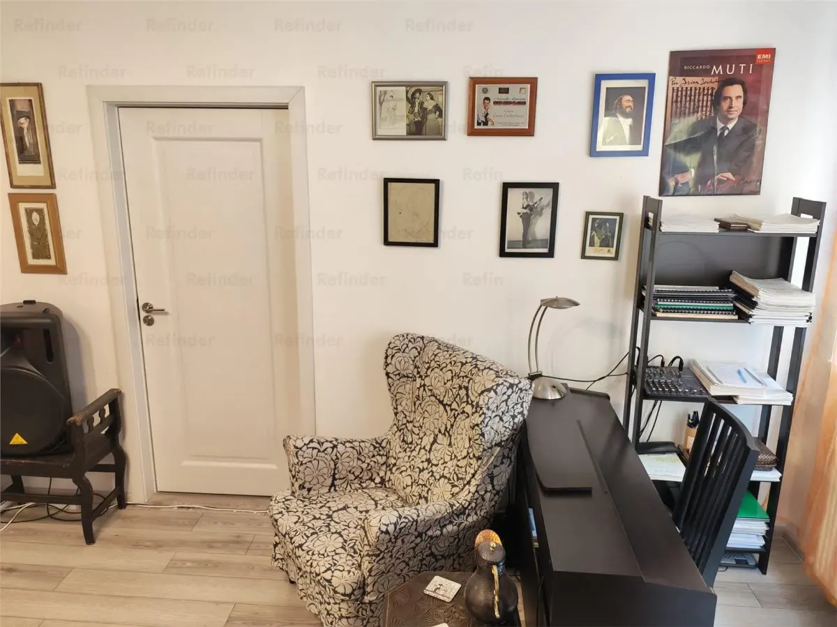 Vânzare apartament 3 camere | Foisorul de Foc | bloc 1942 fara risc si urgenta | refăcut | etaj 1/ P+1E+Pod | 70mp utili | stradal | renovat | liber | - foto 8