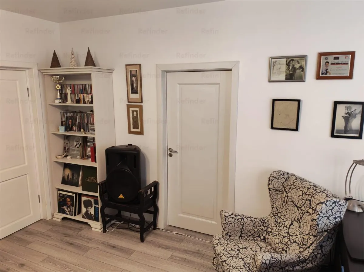 Vânzare apartament 3 camere | Foisorul de Foc | bloc 1942 fara risc si urgenta | refăcut | etaj 1/ P+1E+Pod | 70mp utili | stradal | renovat | liber | - foto 10