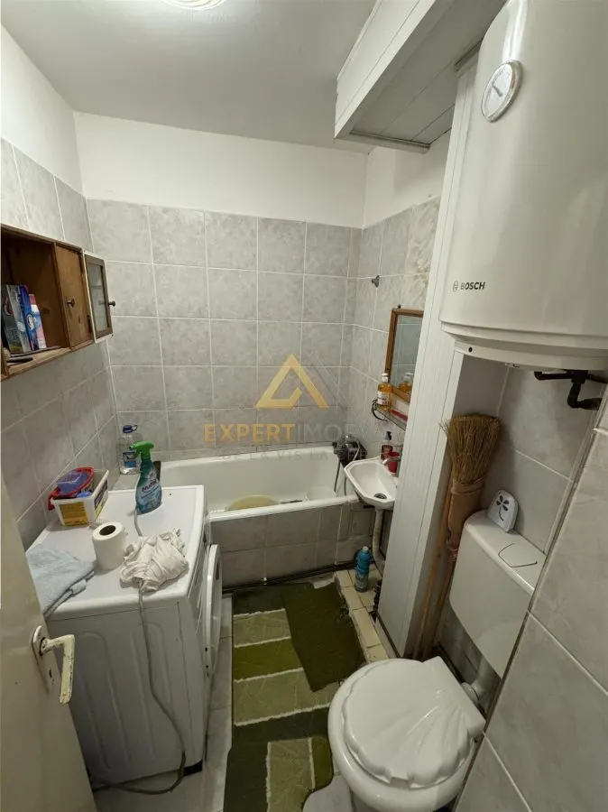 Garsoniera de vanzare str Luminisului 25.000 Euro etaj intermediar - foto 4