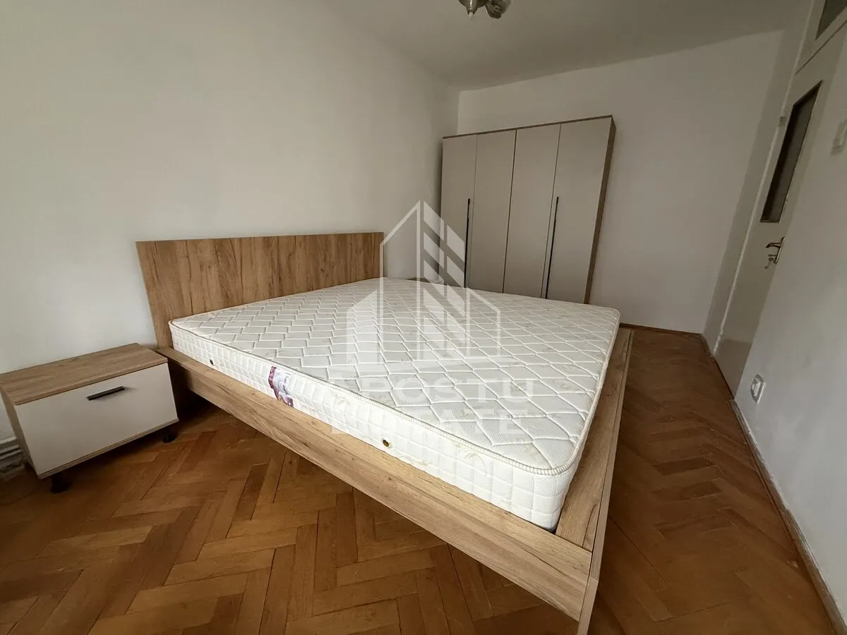 Apartament cu 3 camere, etajul 1, centrala proprie, zona Cotu Mic - foto 6