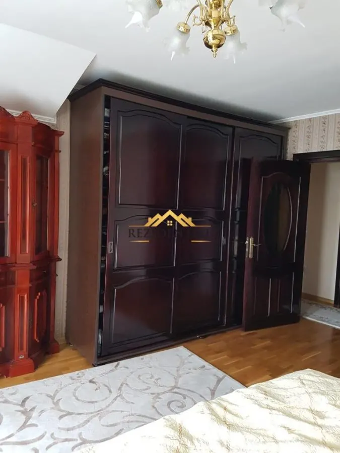 CASA CU ETAJ IN ORAS - foto 4