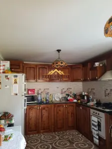 CASA CU ETAJ IN ORAS - foto 6