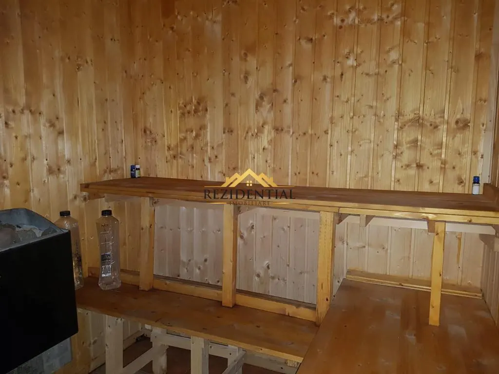CASA CU ETAJ IN ORAS - foto 8