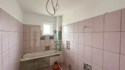Casa individuala de vanzare cu 5 camere in Dumbravita - foto 7