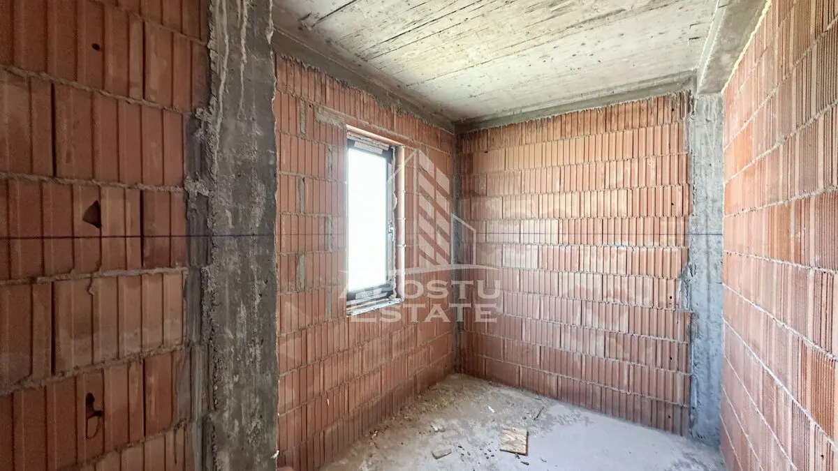 Jumatate de duplex cu 4 camere de vanzare in Giroc - foto 5