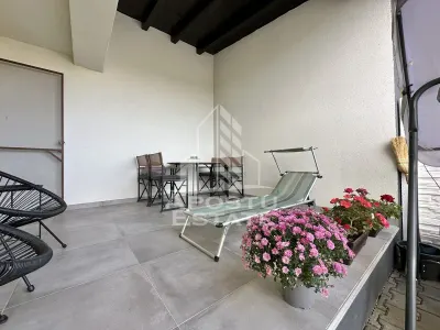 Duplex de inchiriat cu 3 camere si 2 bai complet mobilat in Giroc. - foto 22