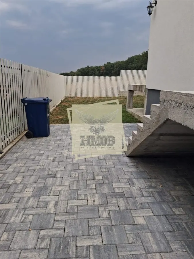 Casa cu 3 camere 2 bai si terasa in Cisnadie - foto 12