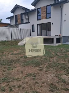 Casa cu 3 camere 2 bai si terasa in Cisnadie - foto 4
