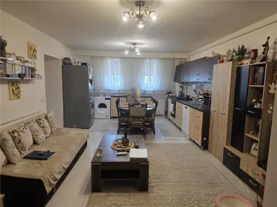 Apartament 3 camere , Padurea Verde â€“ Ghiroda , 75 mp - foto 2