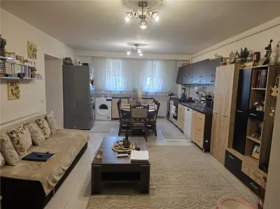 Apartament 3 camere , Padurea Verde â€“ Ghiroda , 75 mp - foto 3