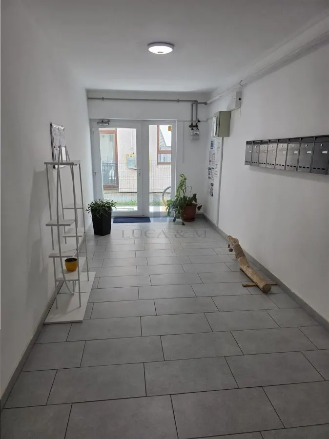 Apartament 3 camere , Padurea Verde â€“ Ghiroda , 75 mp - foto 9