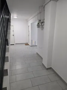 Apartament 3 camere , Padurea Verde â€“ Ghiroda , 75 mp - foto 10